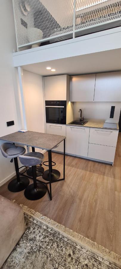 Stay In Kaunas & Radio City - Free Parking Exterior foto